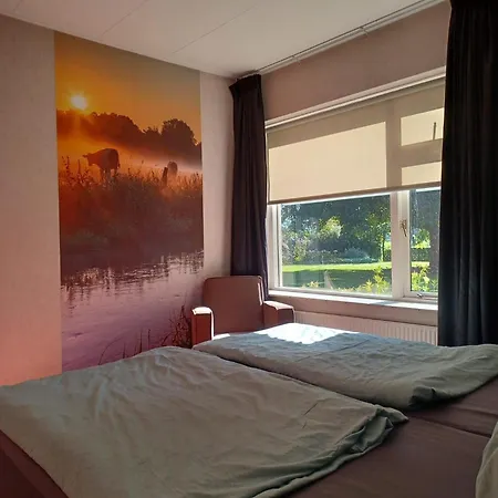 Apartment Op De West